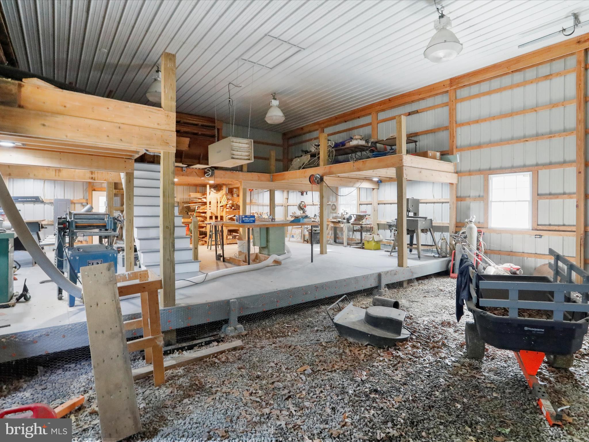 SPRING HOLLOW - Residential