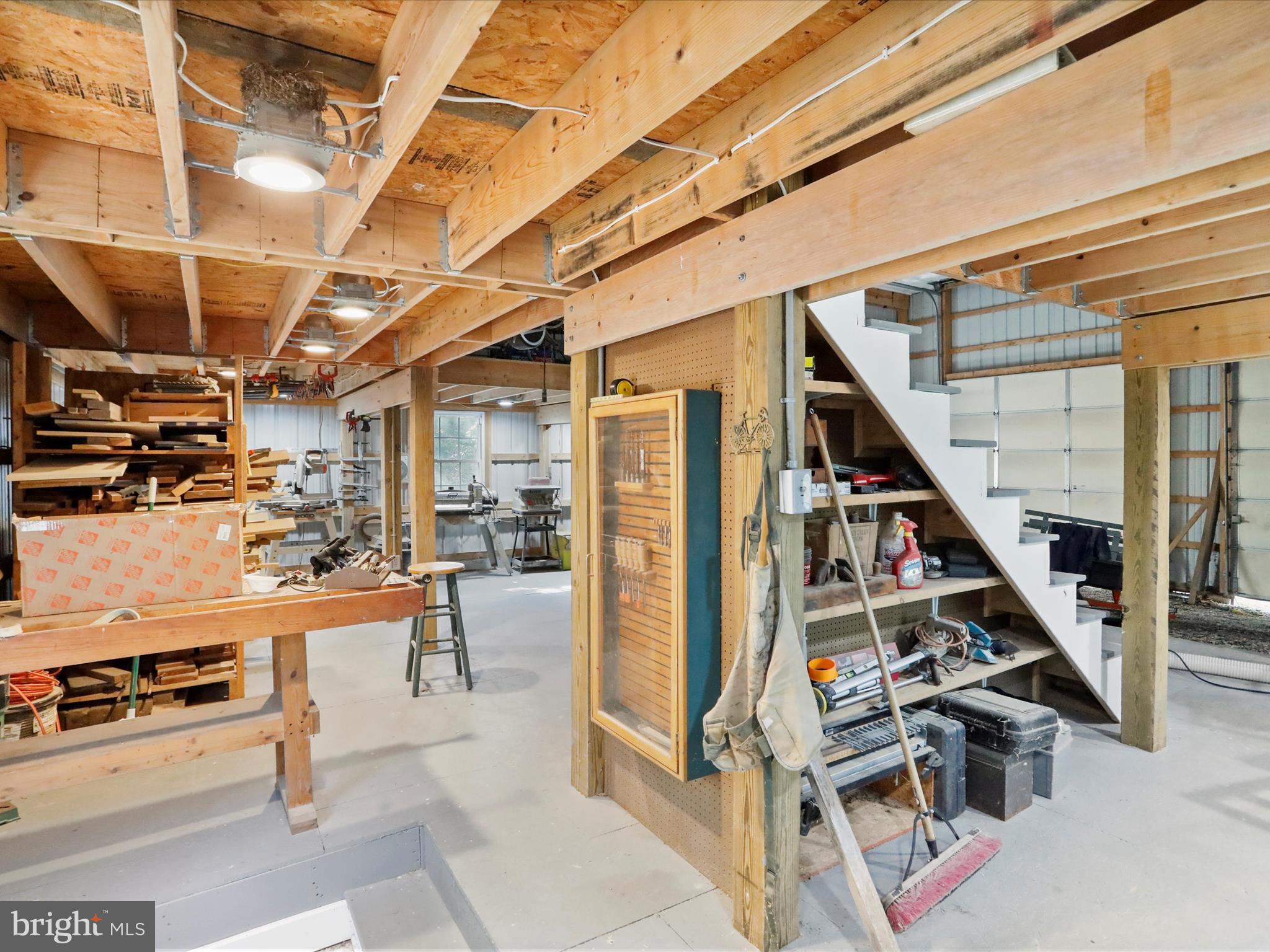 SPRING HOLLOW - Residential