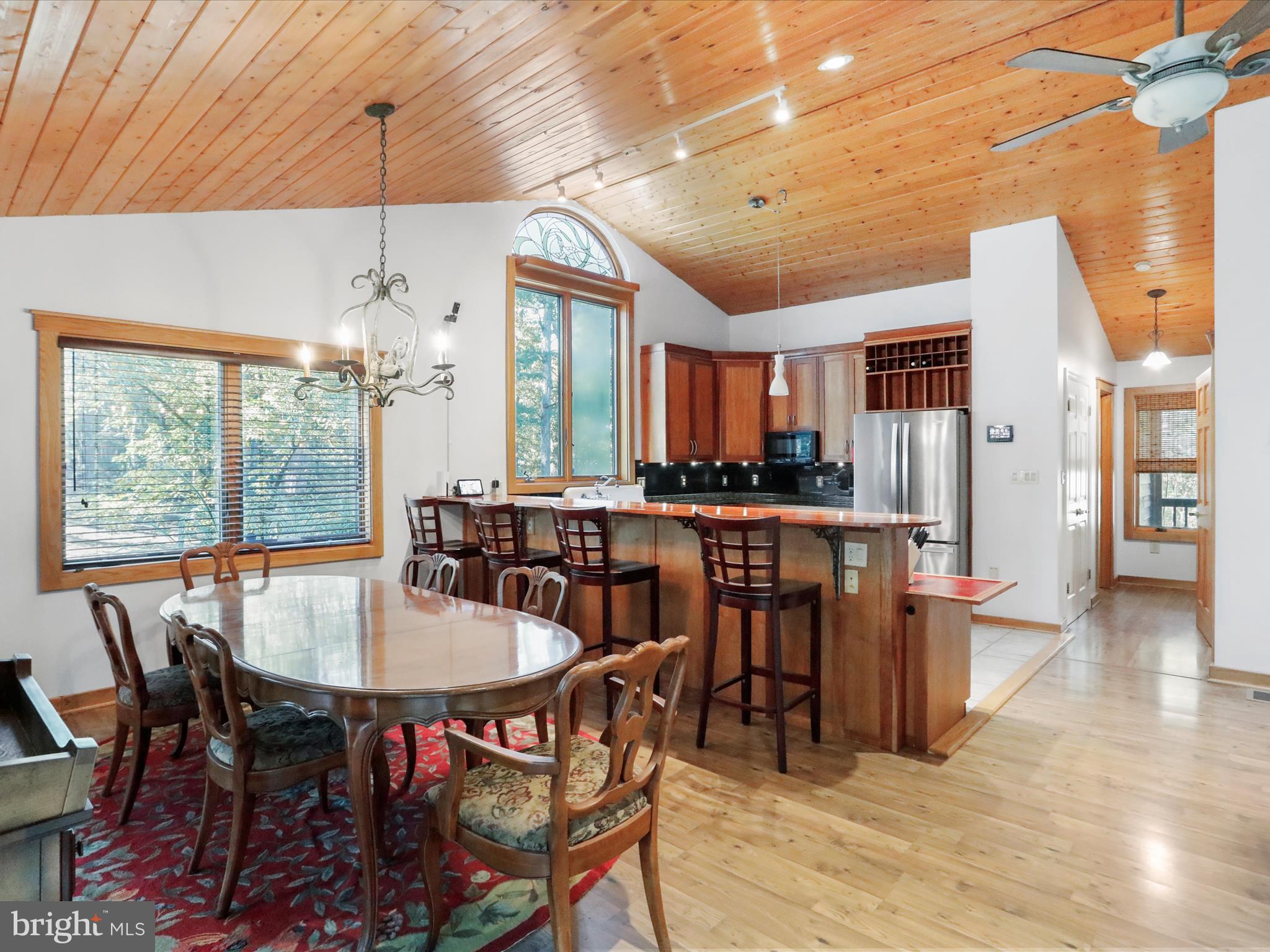 SPRING HOLLOW - Residential