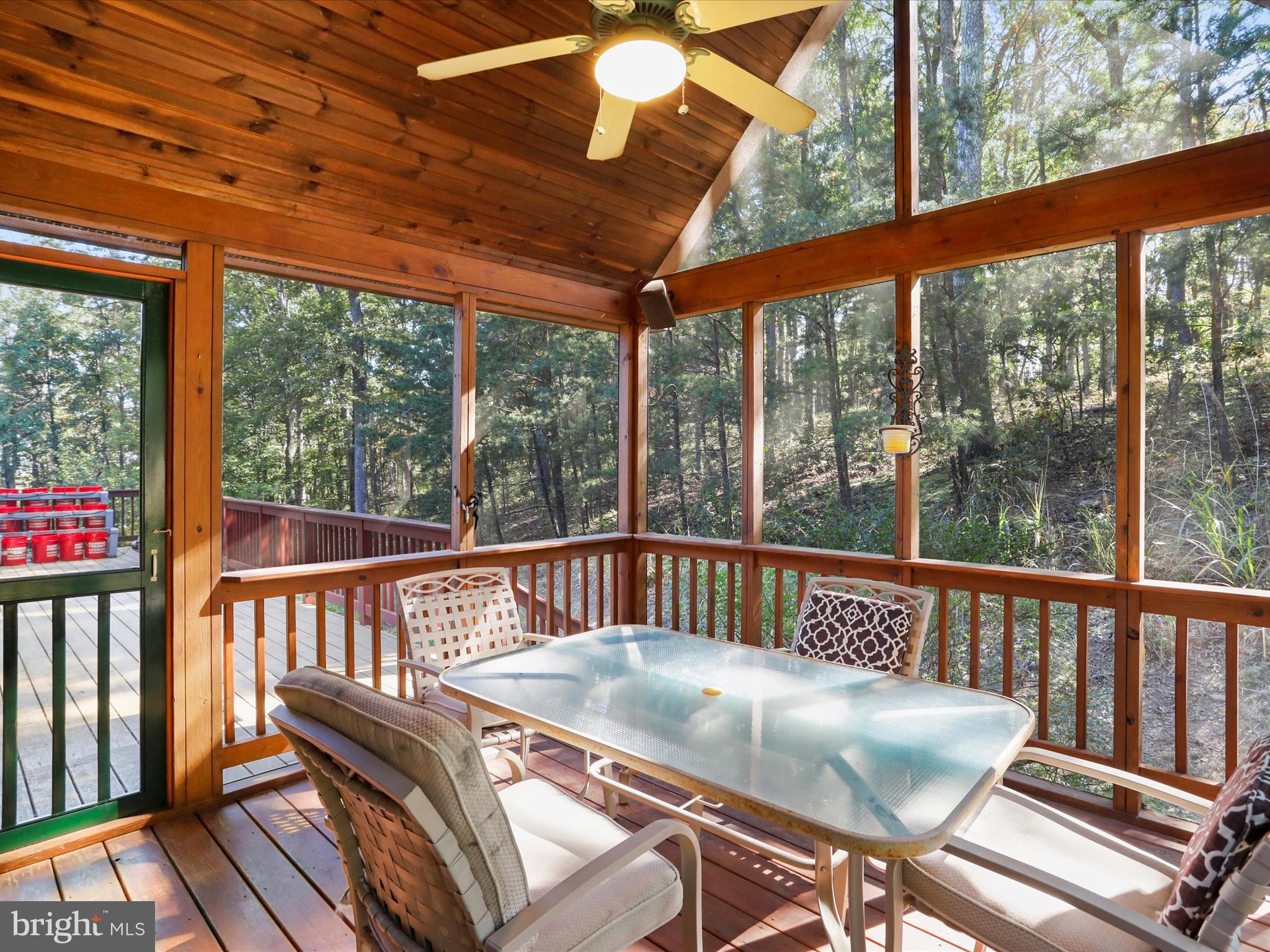 SPRING HOLLOW - Residential