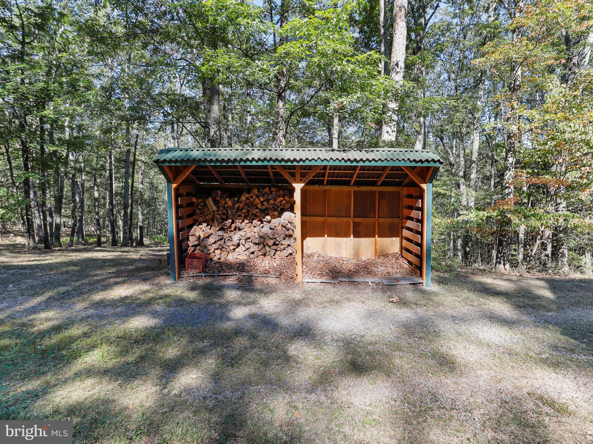 SPRING HOLLOW - Residential