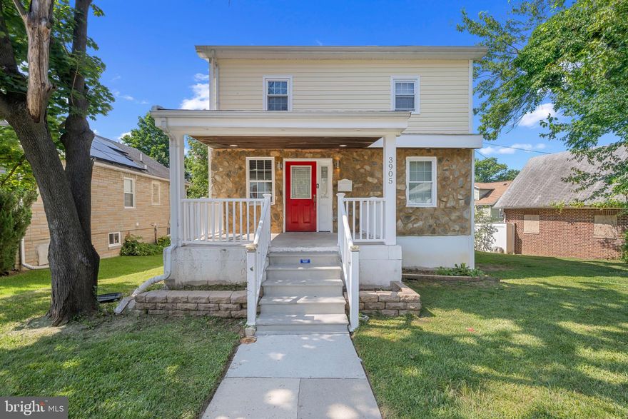 Incredible value in a prime location! 3905 Pinewood Ave is back on the market—This 3 bedroom/3 bathroom home  is offering modern comfort and great amenities throughout. Enjoy home audio with a built-in sound system, a sleek kitchen with granite countertops, tile backsplash, stainless steel appliances, and bar seating for everyday dining or entertaining. Two spacious primary suites provide comfort and privacy, while the fully fenced backyard and deck create your own private retreat for relaxing or hosting.  
***Preliminary title work completed by C.L.A. Title & Escrow.***