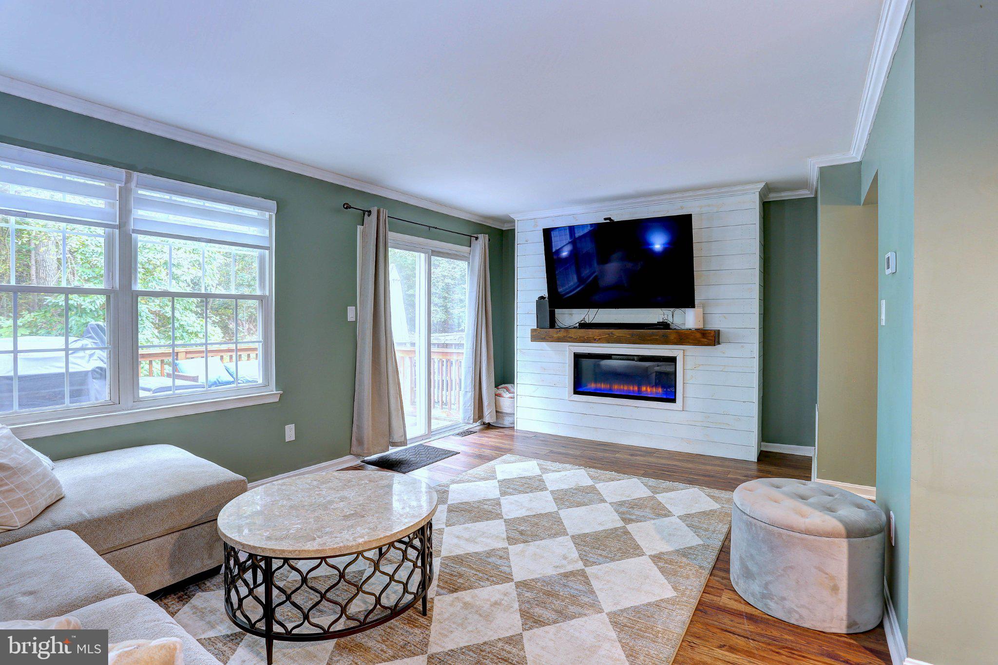 3311 PESCARA COURT