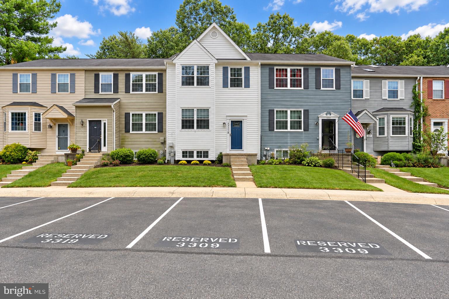 3311 PESCARA COURT