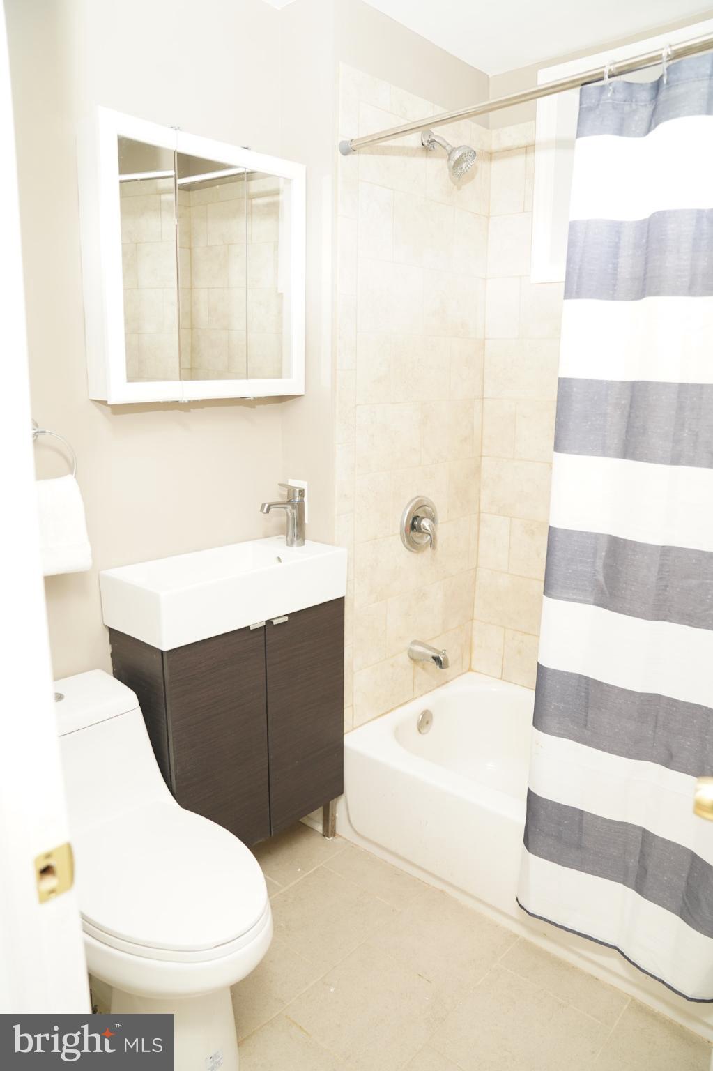 HOPKINS - Residential