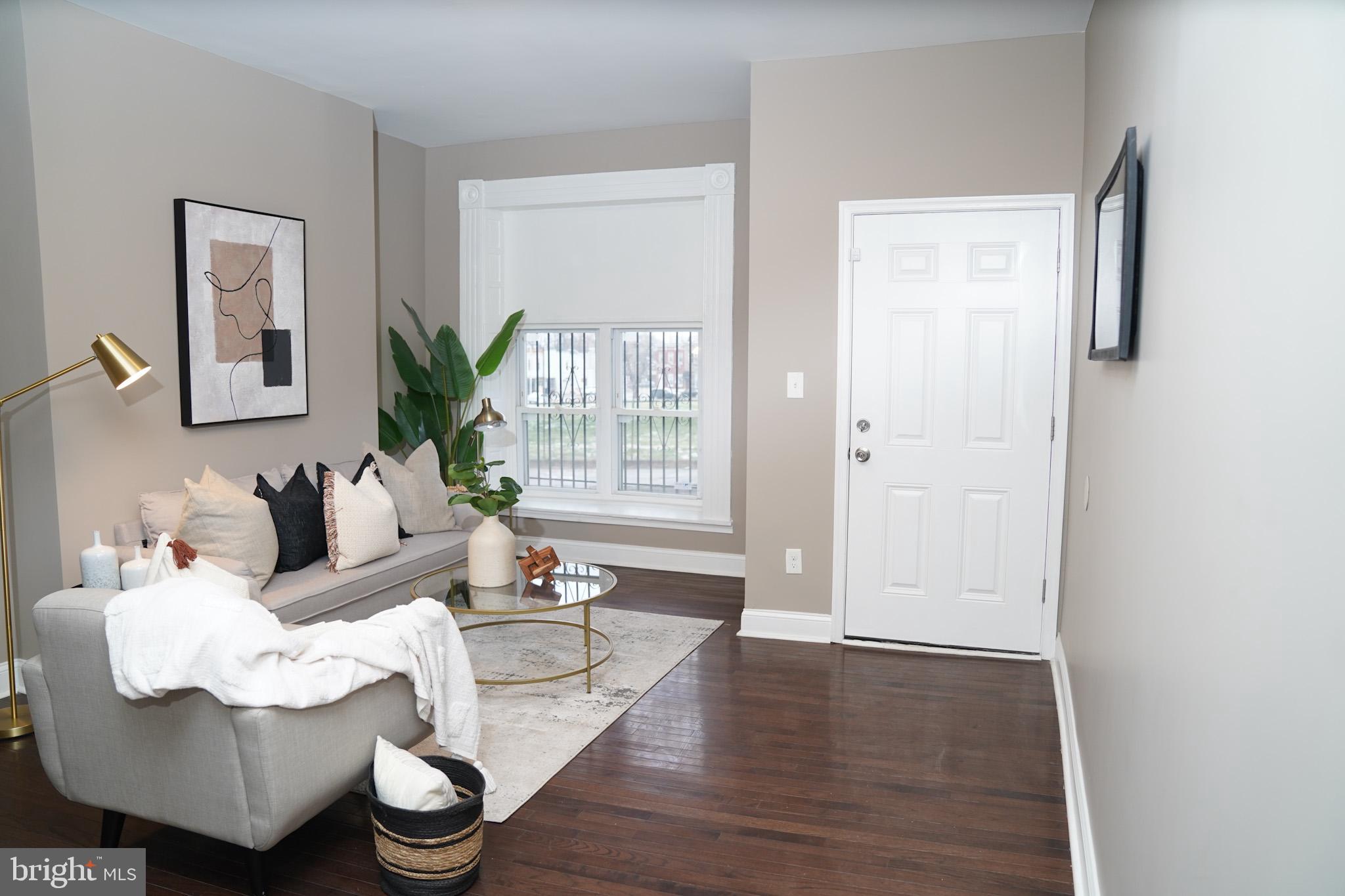 HOPKINS - Residential