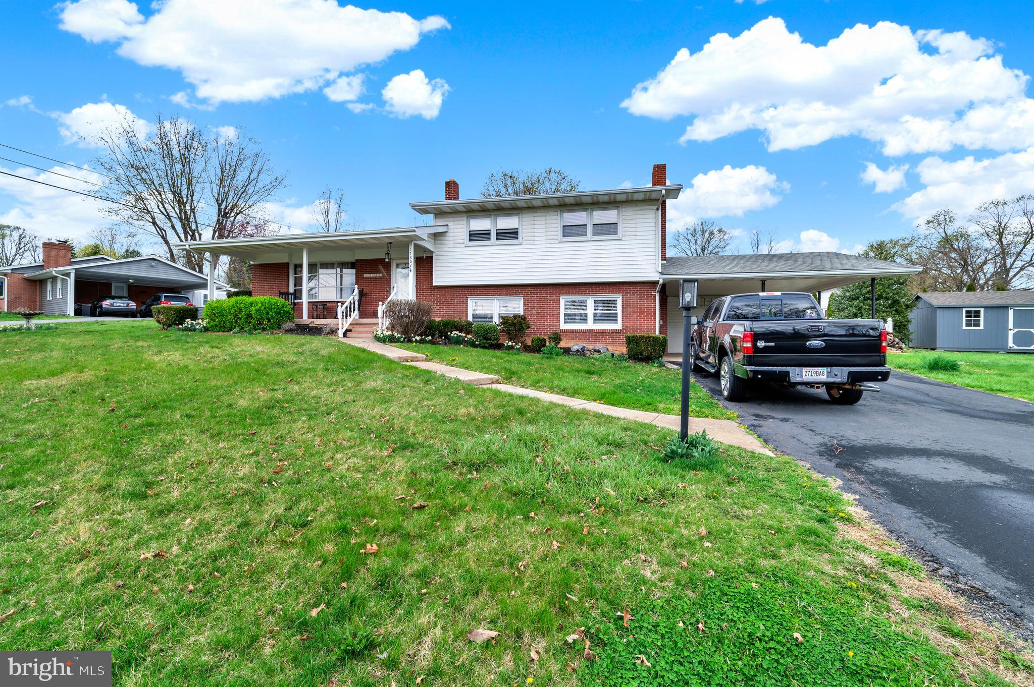 OAK RIDGE - Residential