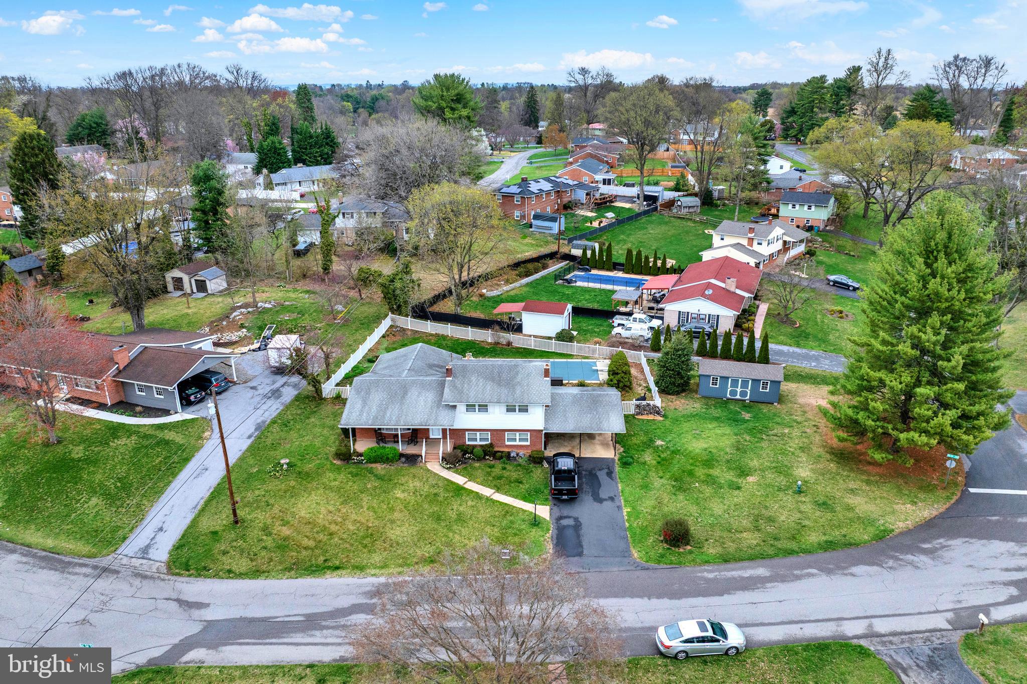 OAK RIDGE - Residential