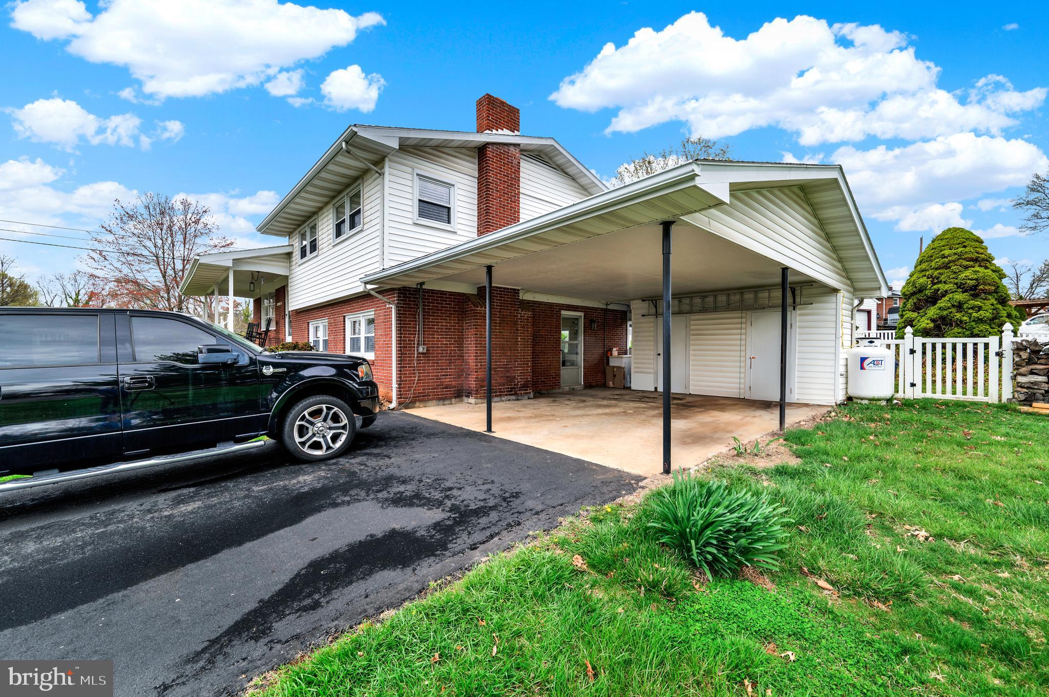 OAK RIDGE - Residential