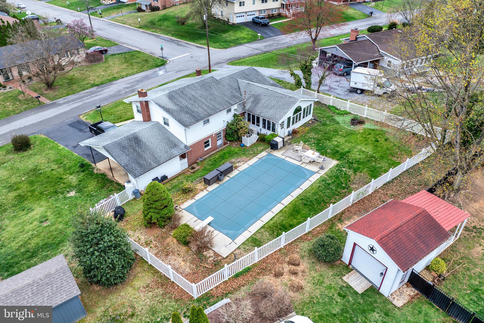 OAK RIDGE - Residential