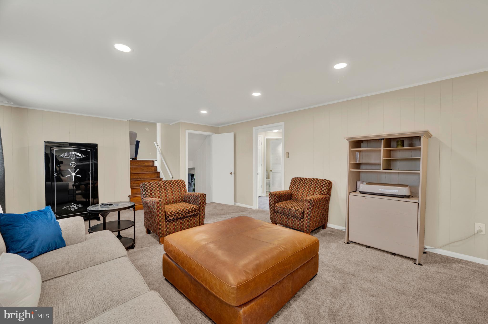 OAK RIDGE - Residential