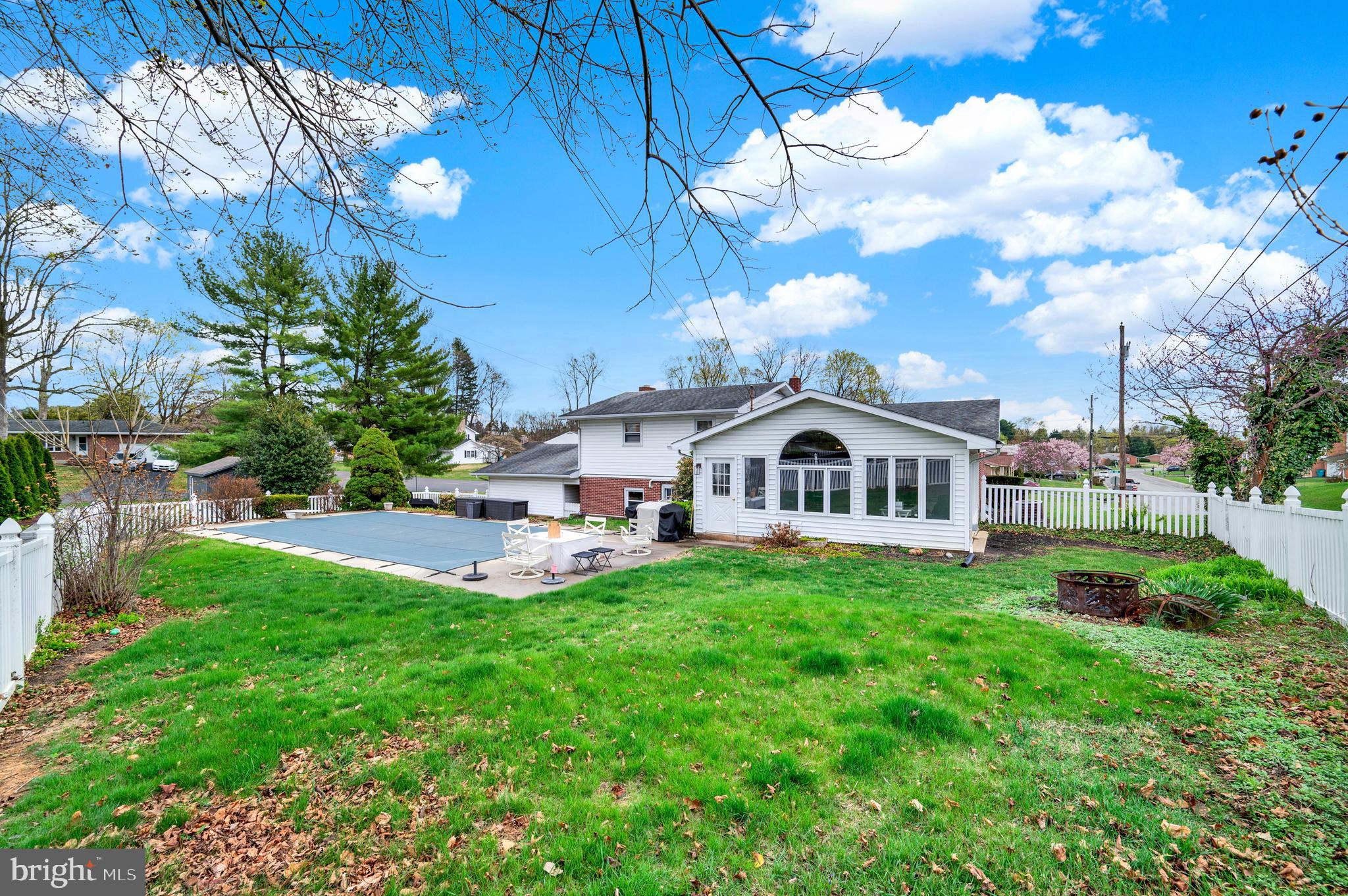 OAK RIDGE - Residential