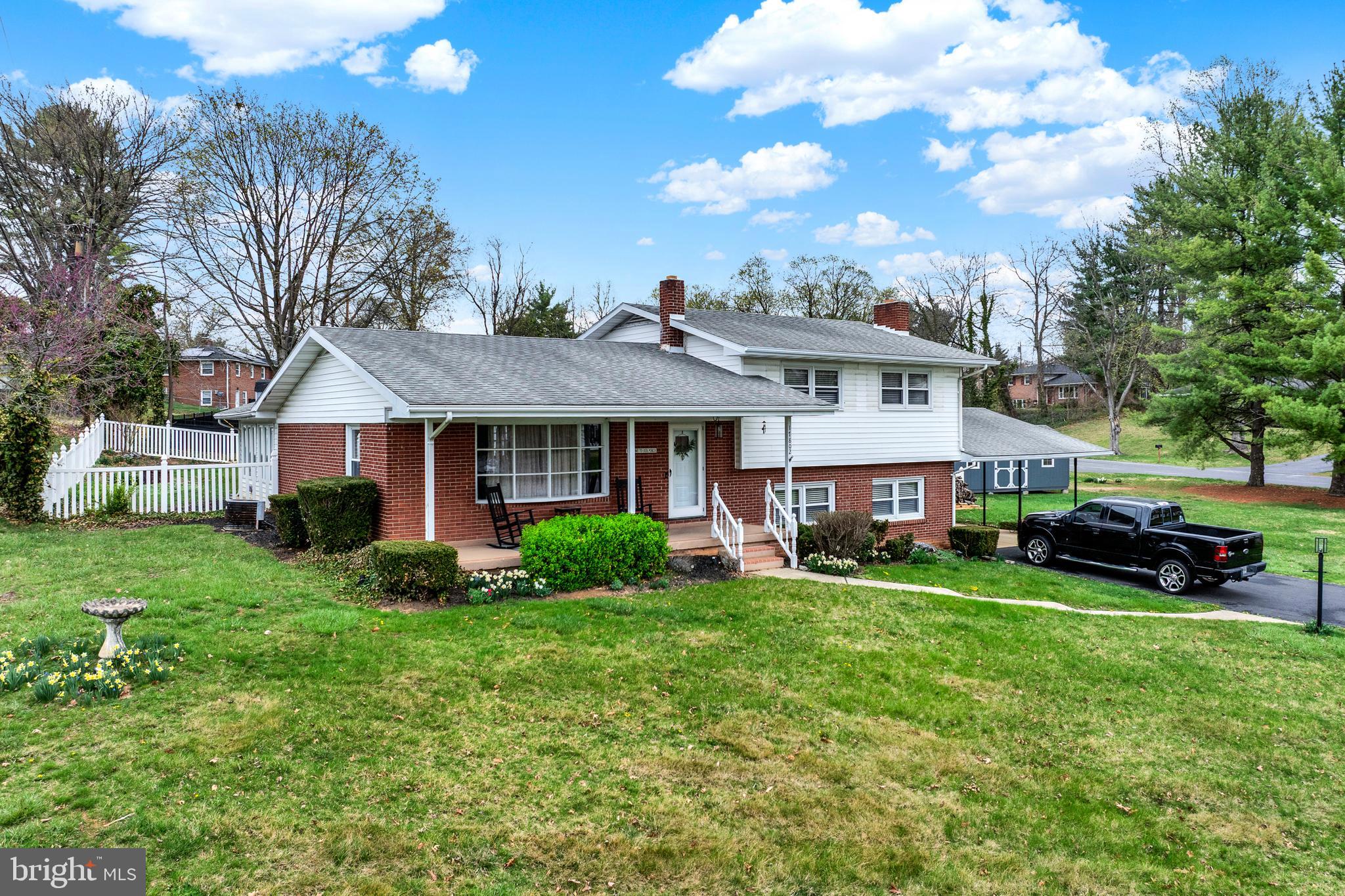 OAK RIDGE - Residential