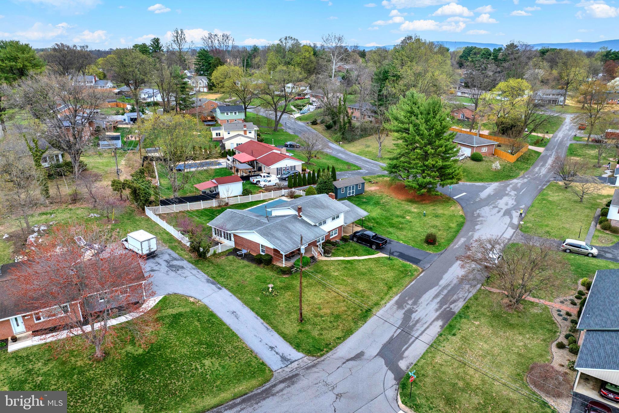 OAK RIDGE - Residential