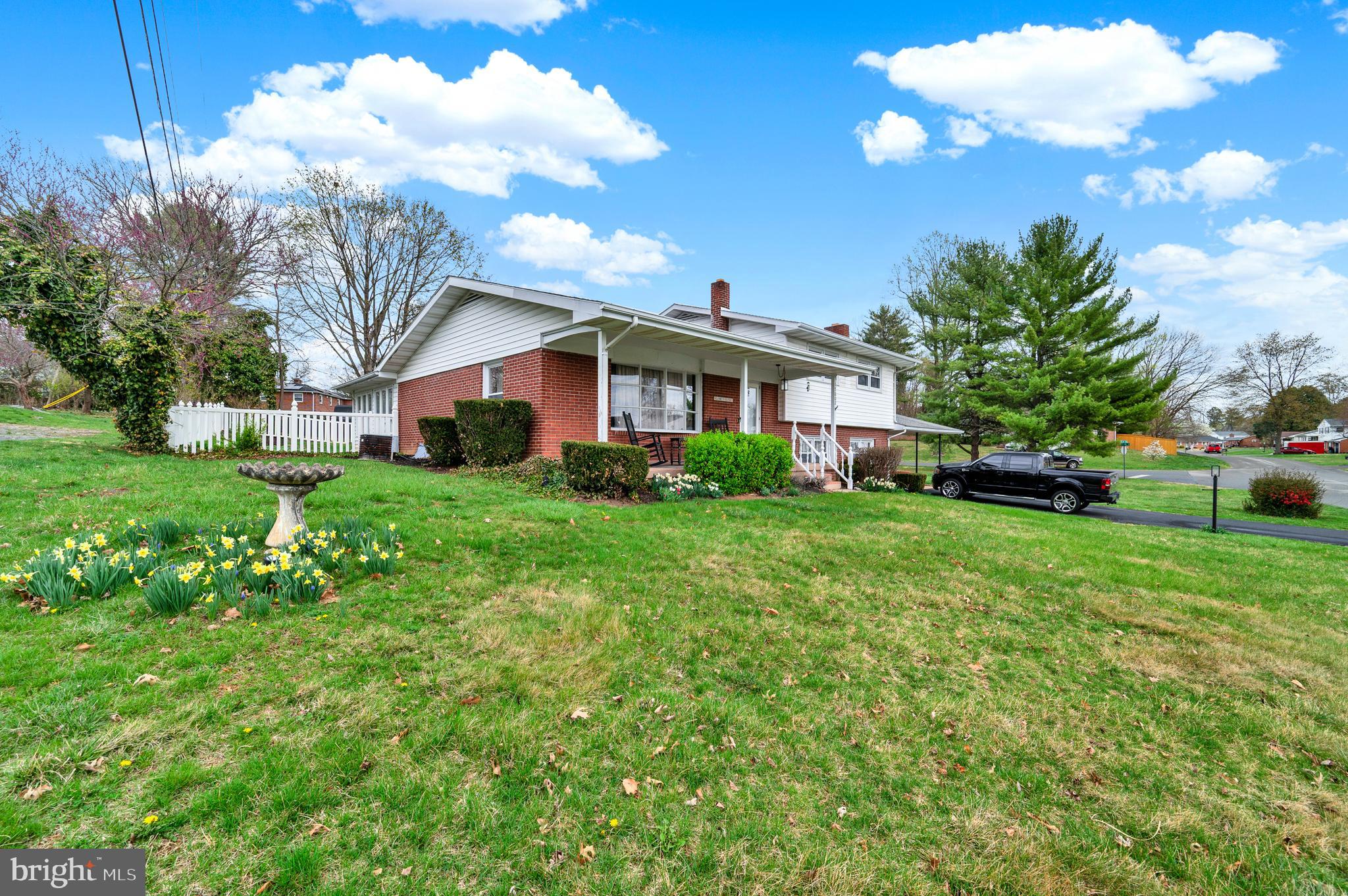 OAK RIDGE - Residential