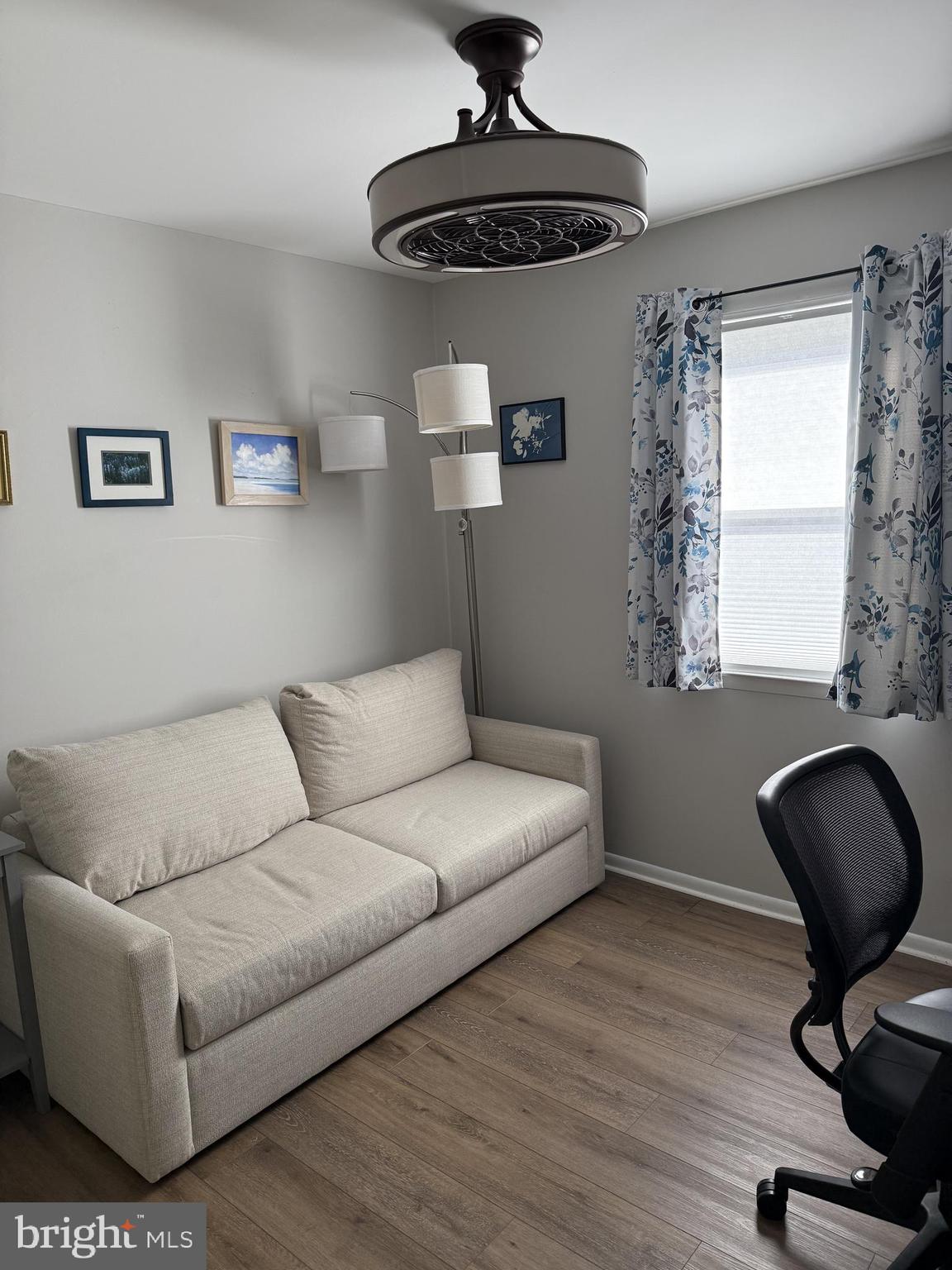 LAUREL HILLS - Residential