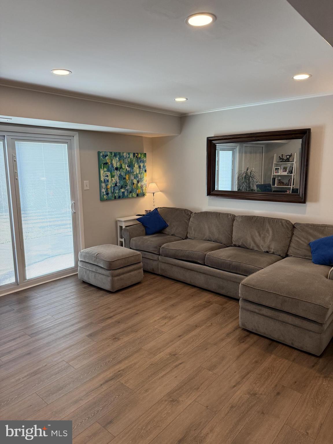 LAUREL HILLS - Residential