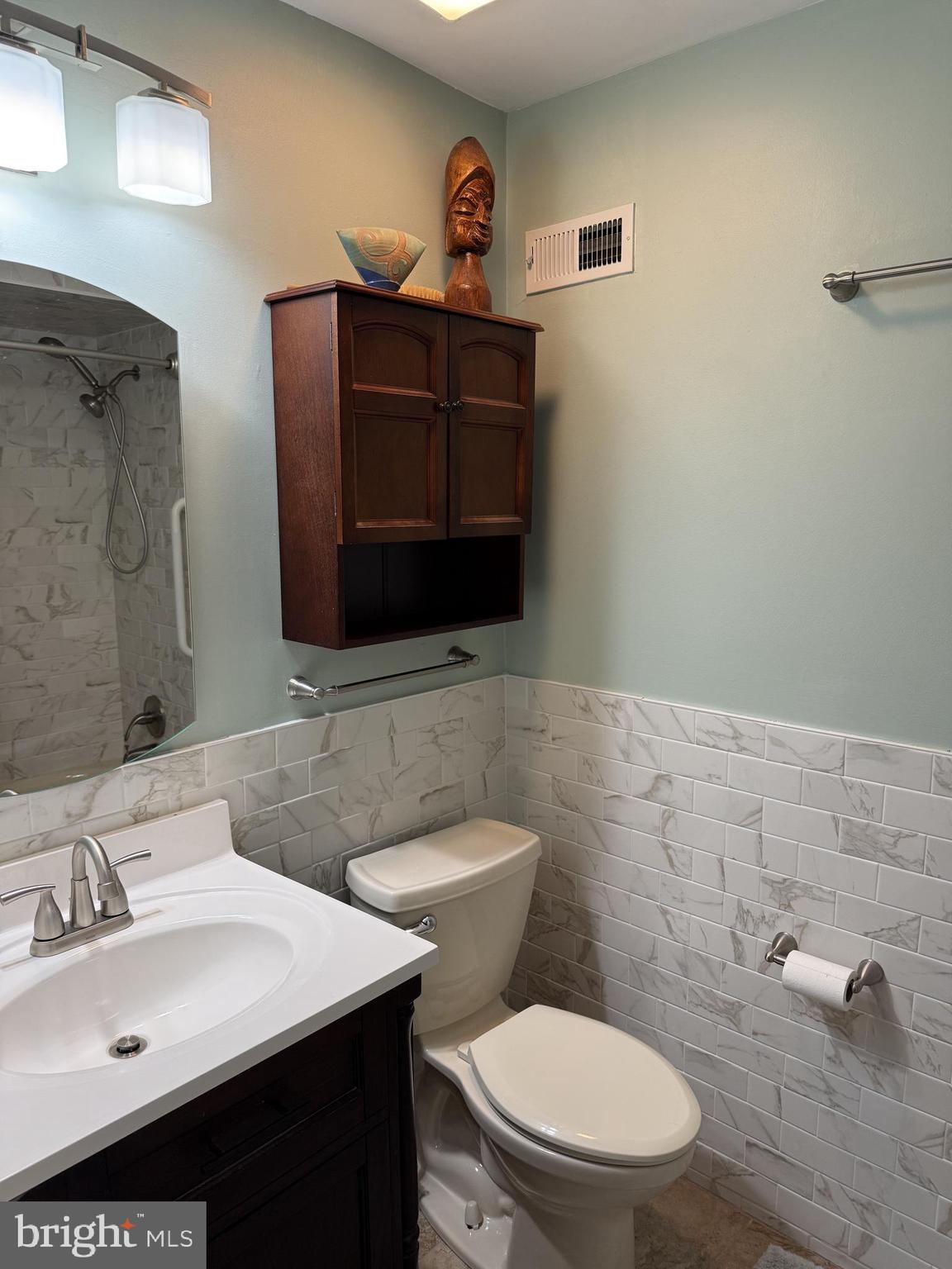 LAUREL HILLS - Residential