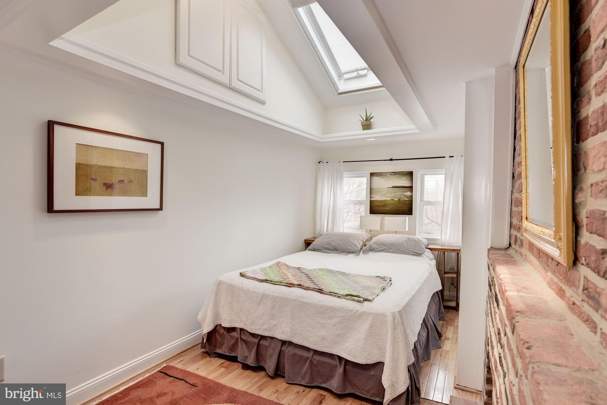 FEDERAL HILL HISTORIC DISTRICT - Residential Lease