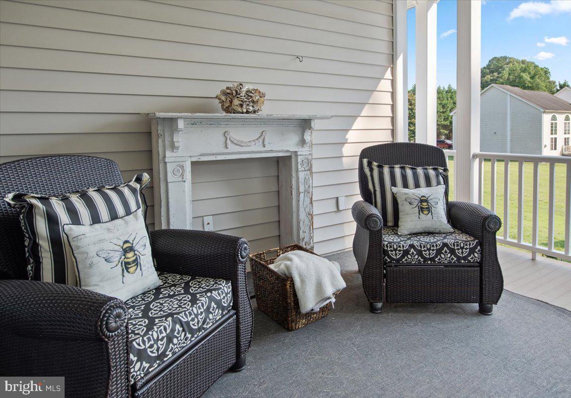 MEADOWS NEIGHBORHOOD - Residential