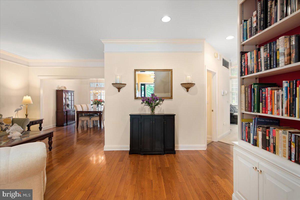 MEADOWS NEIGHBORHOOD - Residential