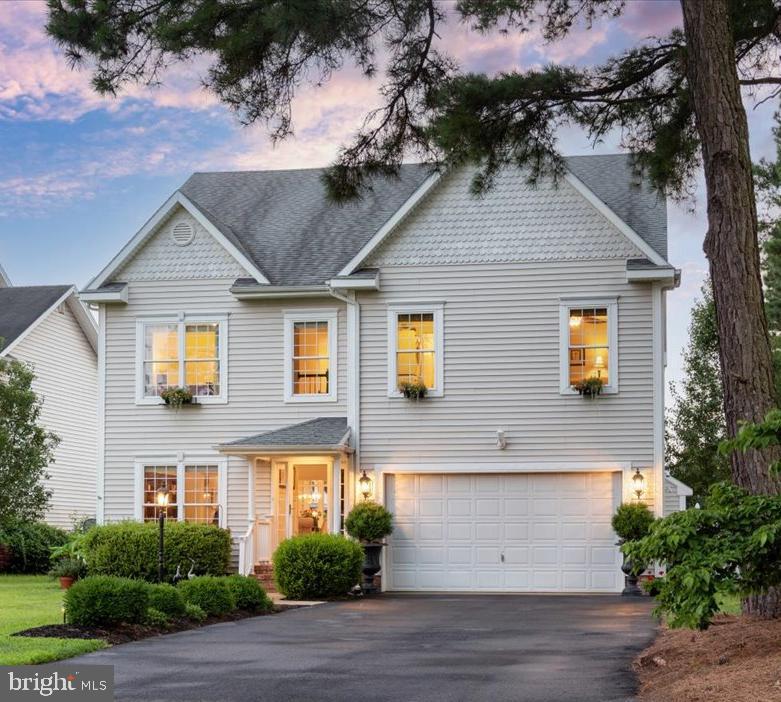 MEADOWS NEIGHBORHOOD - Residential