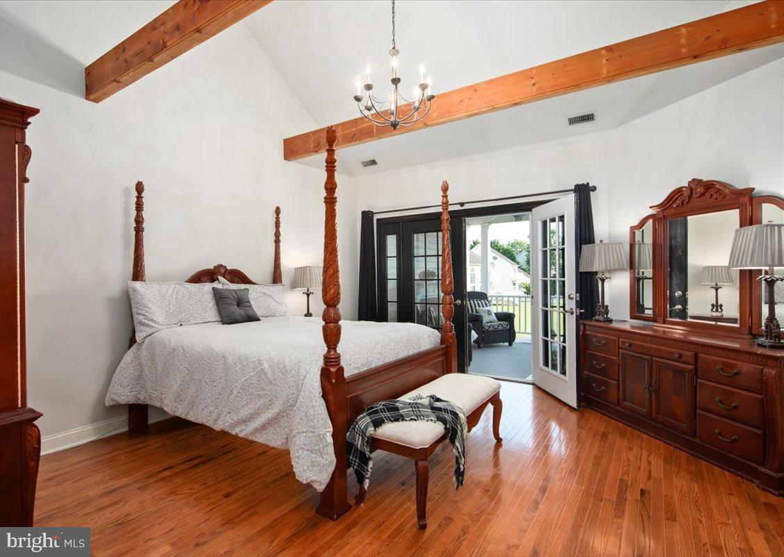 MEADOWS NEIGHBORHOOD - Residential