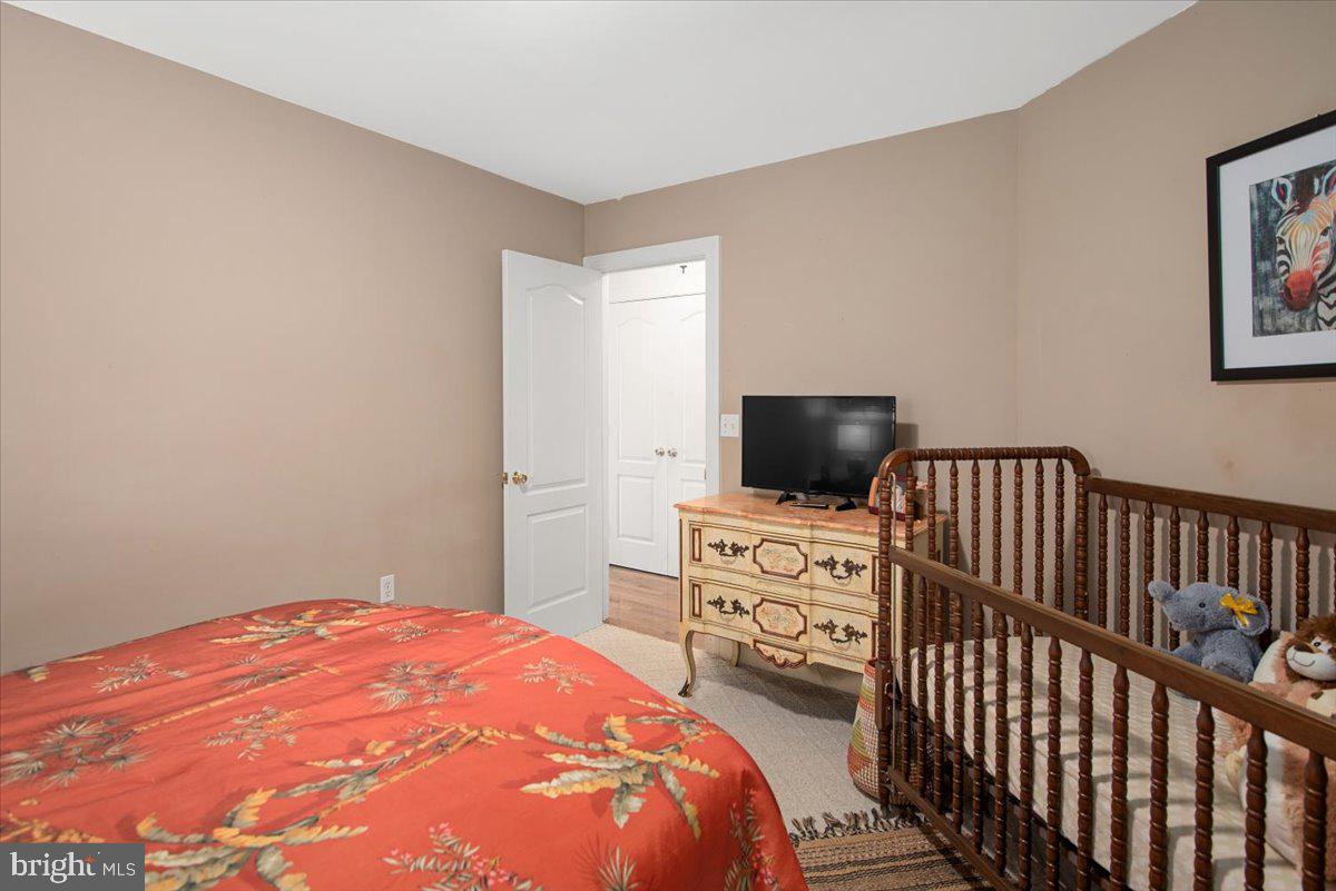 MEADOWS NEIGHBORHOOD - Residential