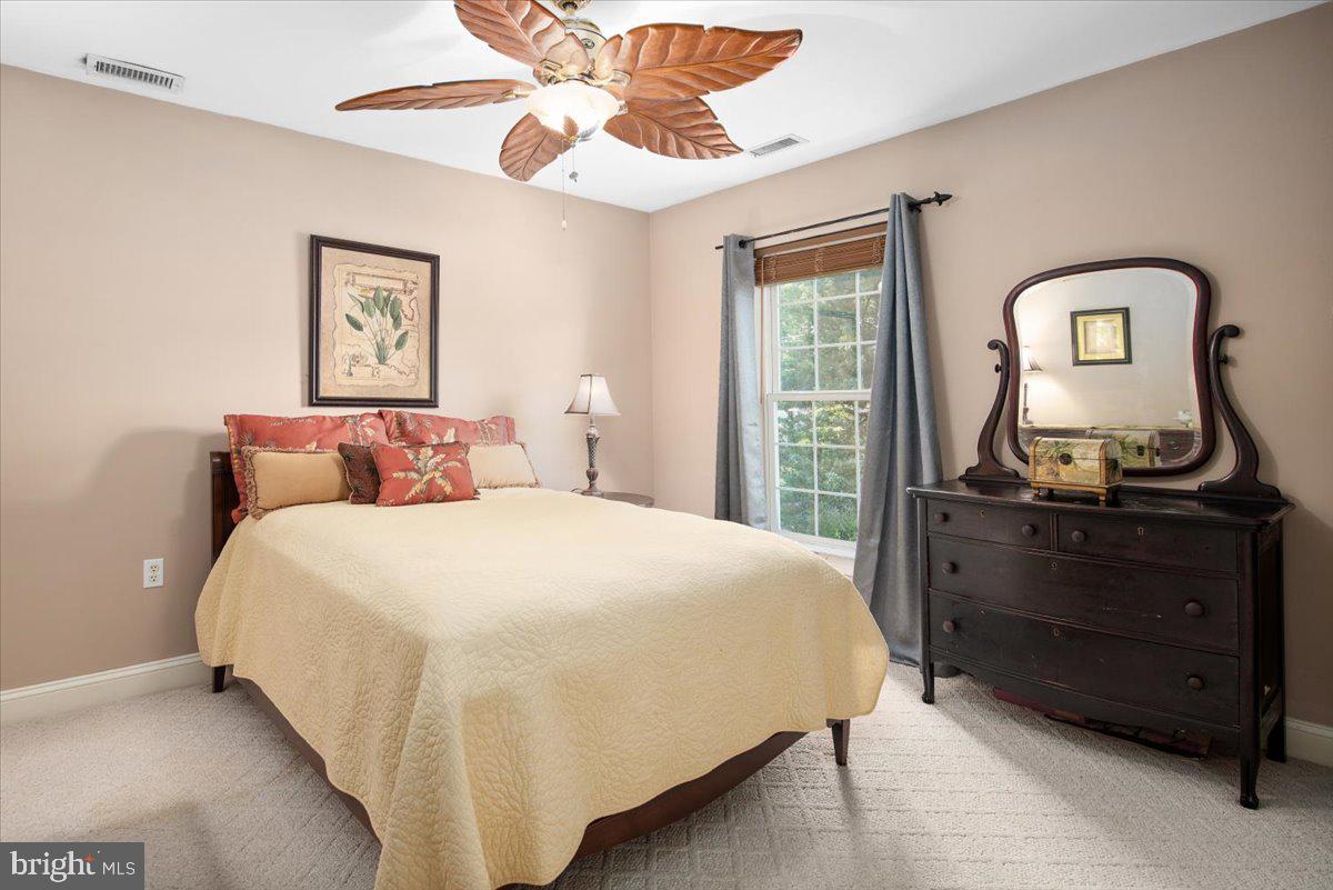 MEADOWS NEIGHBORHOOD - Residential