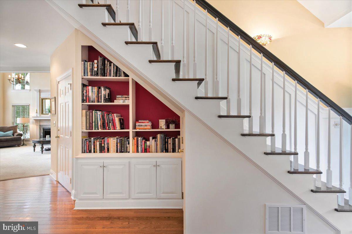 MEADOWS NEIGHBORHOOD - Residential