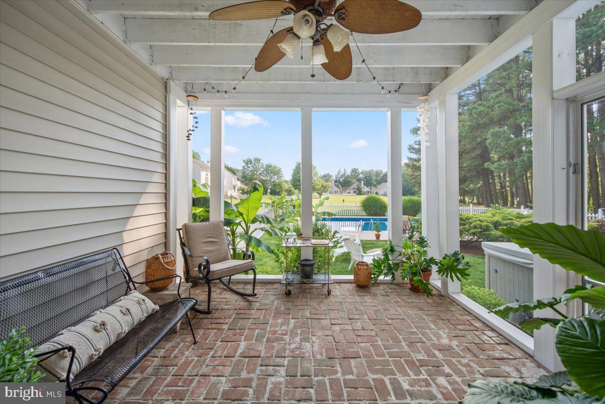 MEADOWS NEIGHBORHOOD - Residential