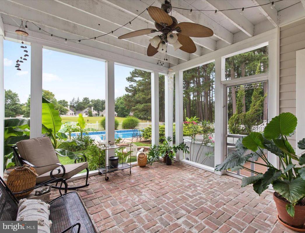 MEADOWS NEIGHBORHOOD - Residential