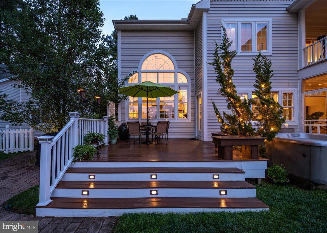 MEADOWS NEIGHBORHOOD - Residential