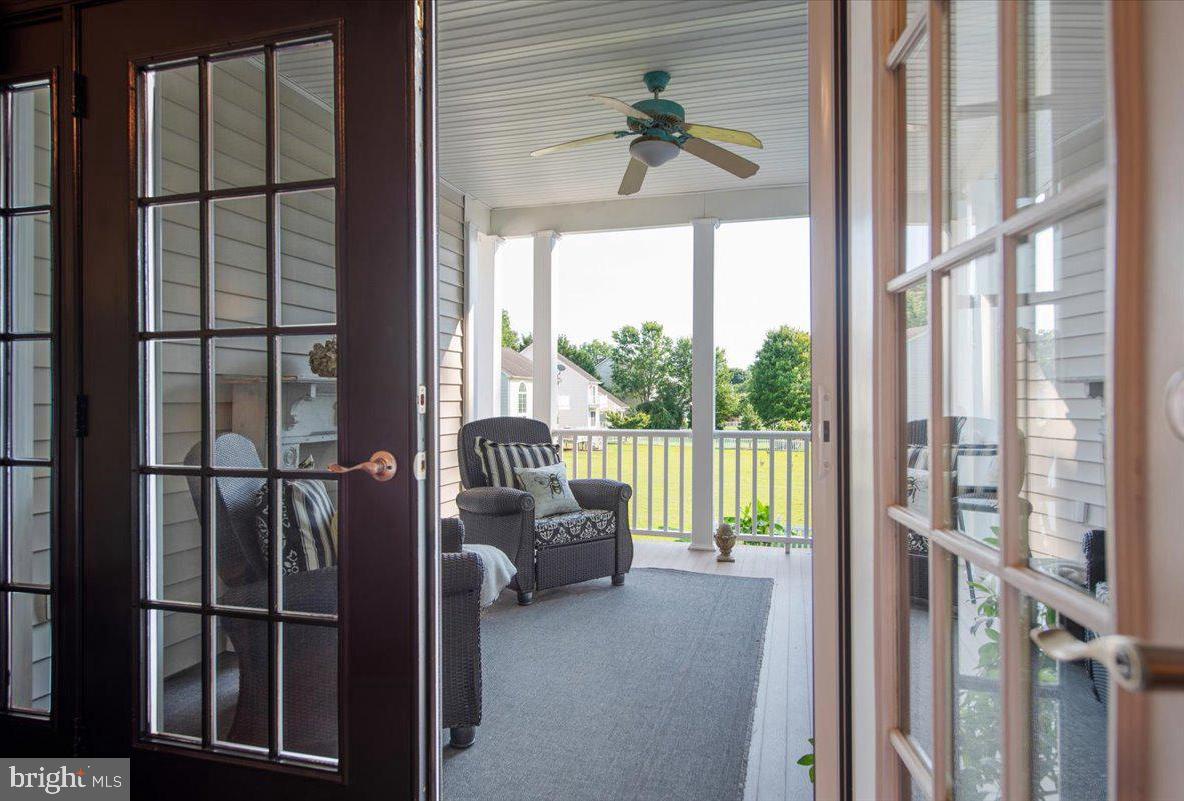 MEADOWS NEIGHBORHOOD - Residential