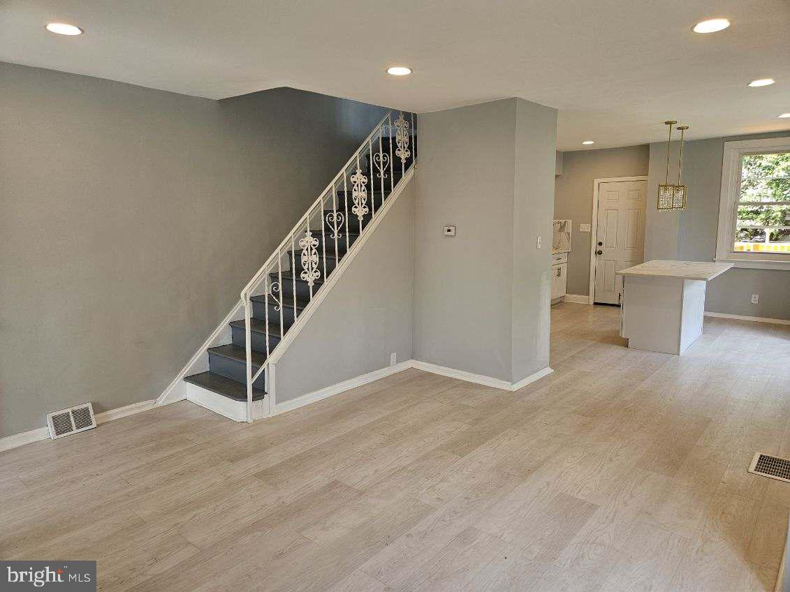 PHILADELPHIA (SOUTHWEST) - Residential