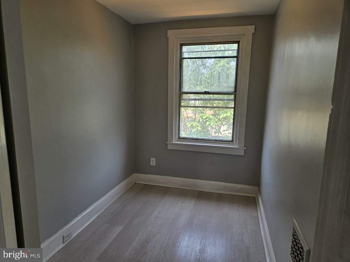 PHILADELPHIA (SOUTHWEST) - Residential