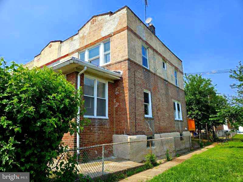 PHILADELPHIA (SOUTHWEST) - Residential