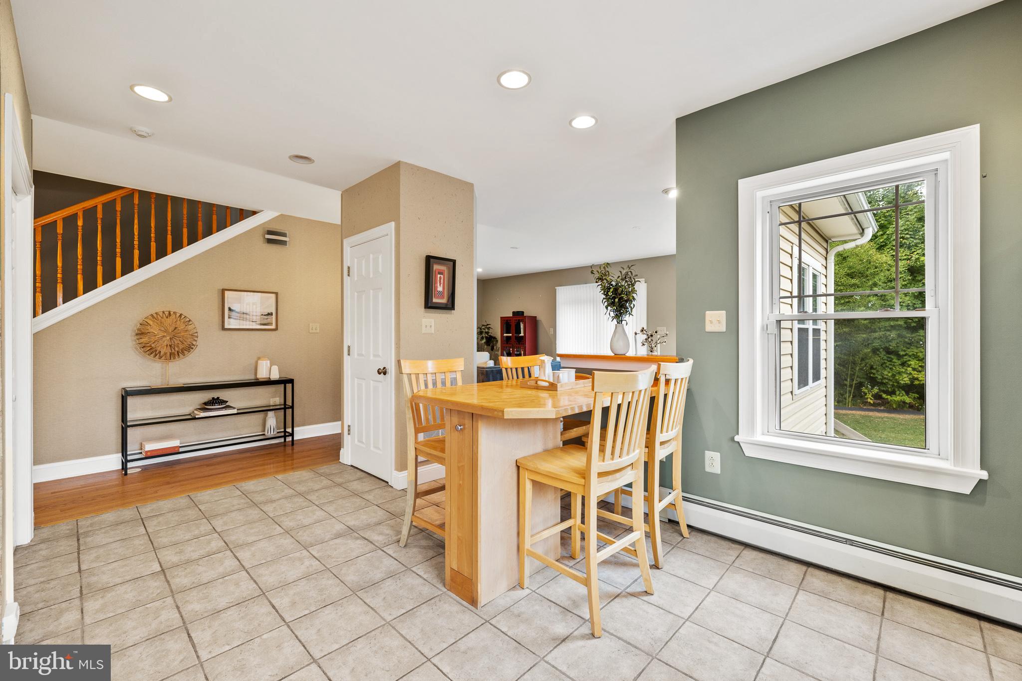 WAYNEWOODS - Residential