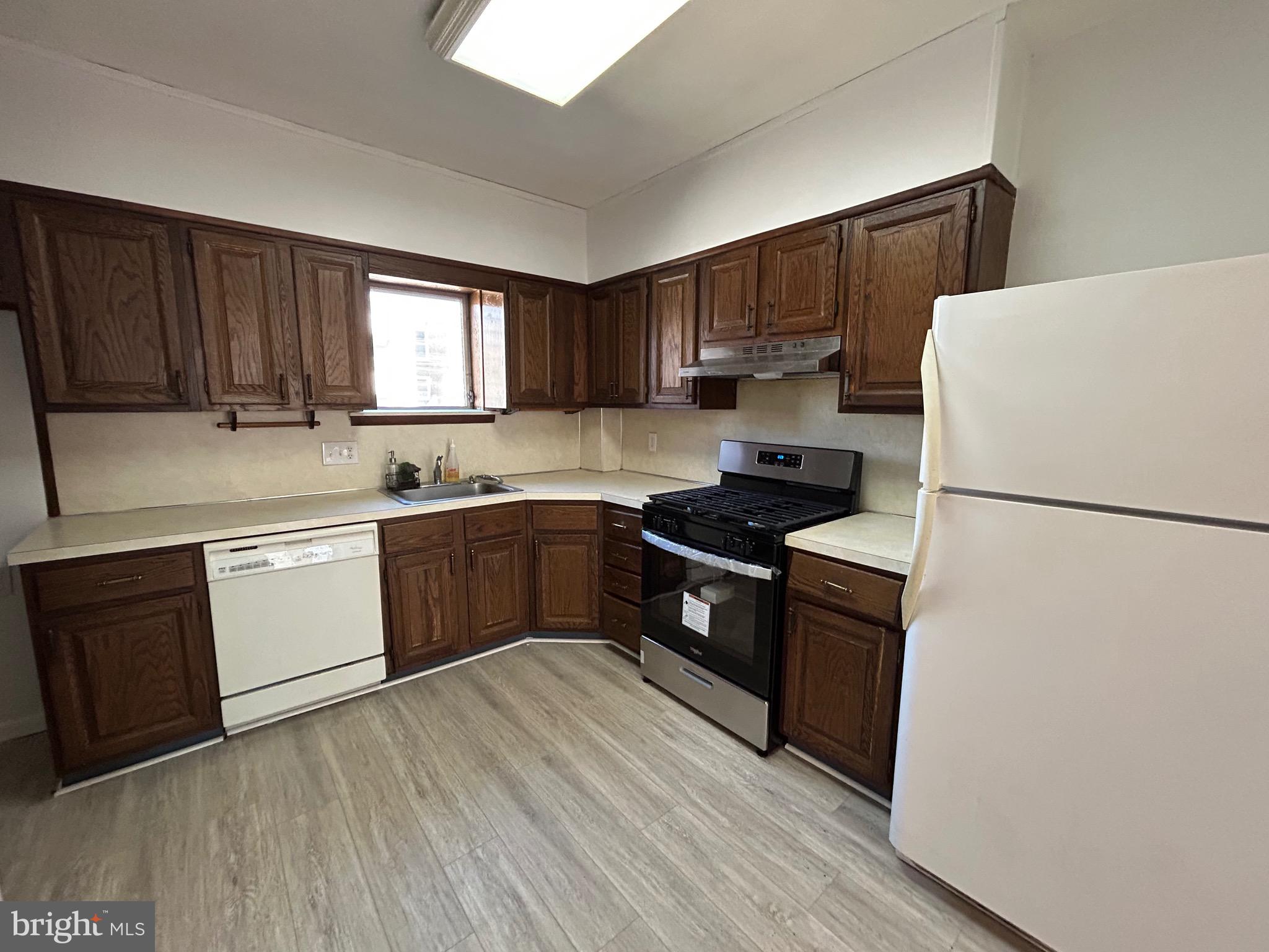 MAYFAIR (WEST) - Residential