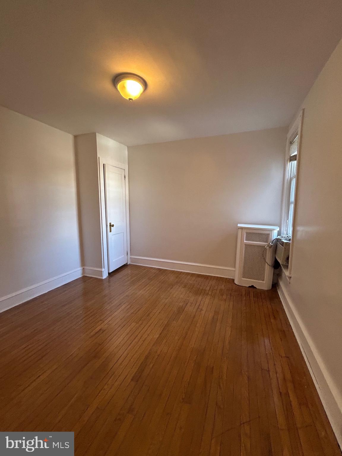 MAYFAIR (WEST) - Residential