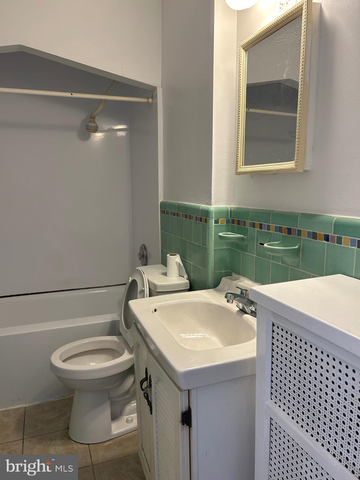 MAYFAIR (WEST) - Residential