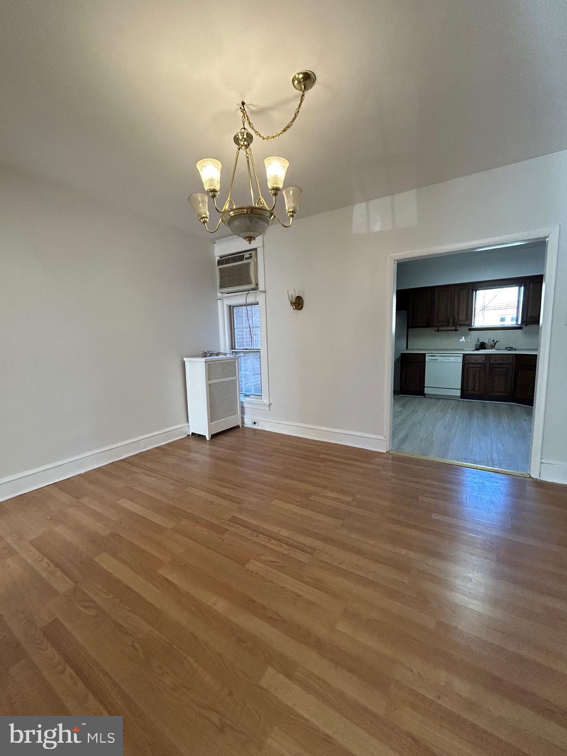 MAYFAIR (WEST) - Residential