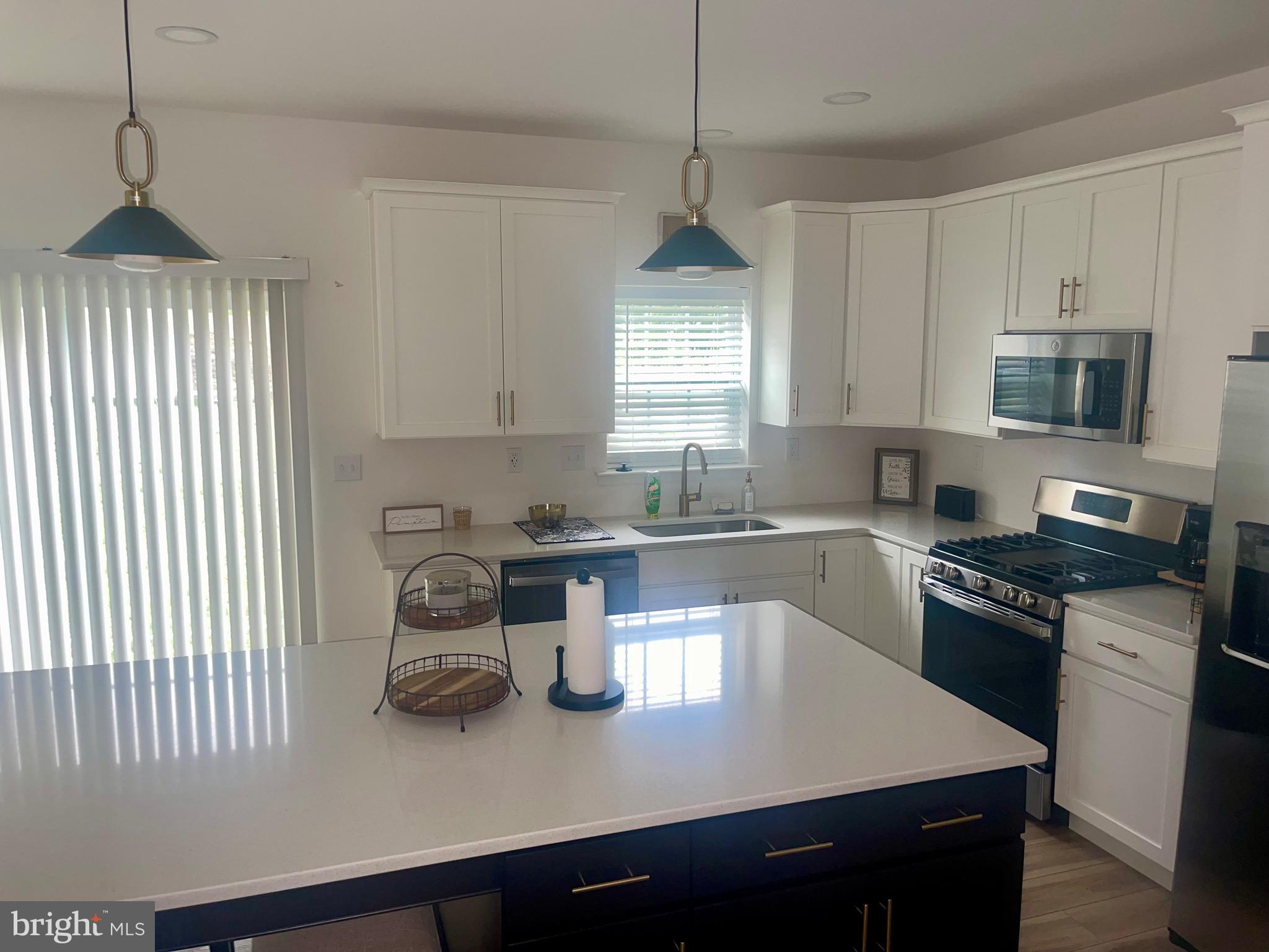 SAND SPRINGS - Residential