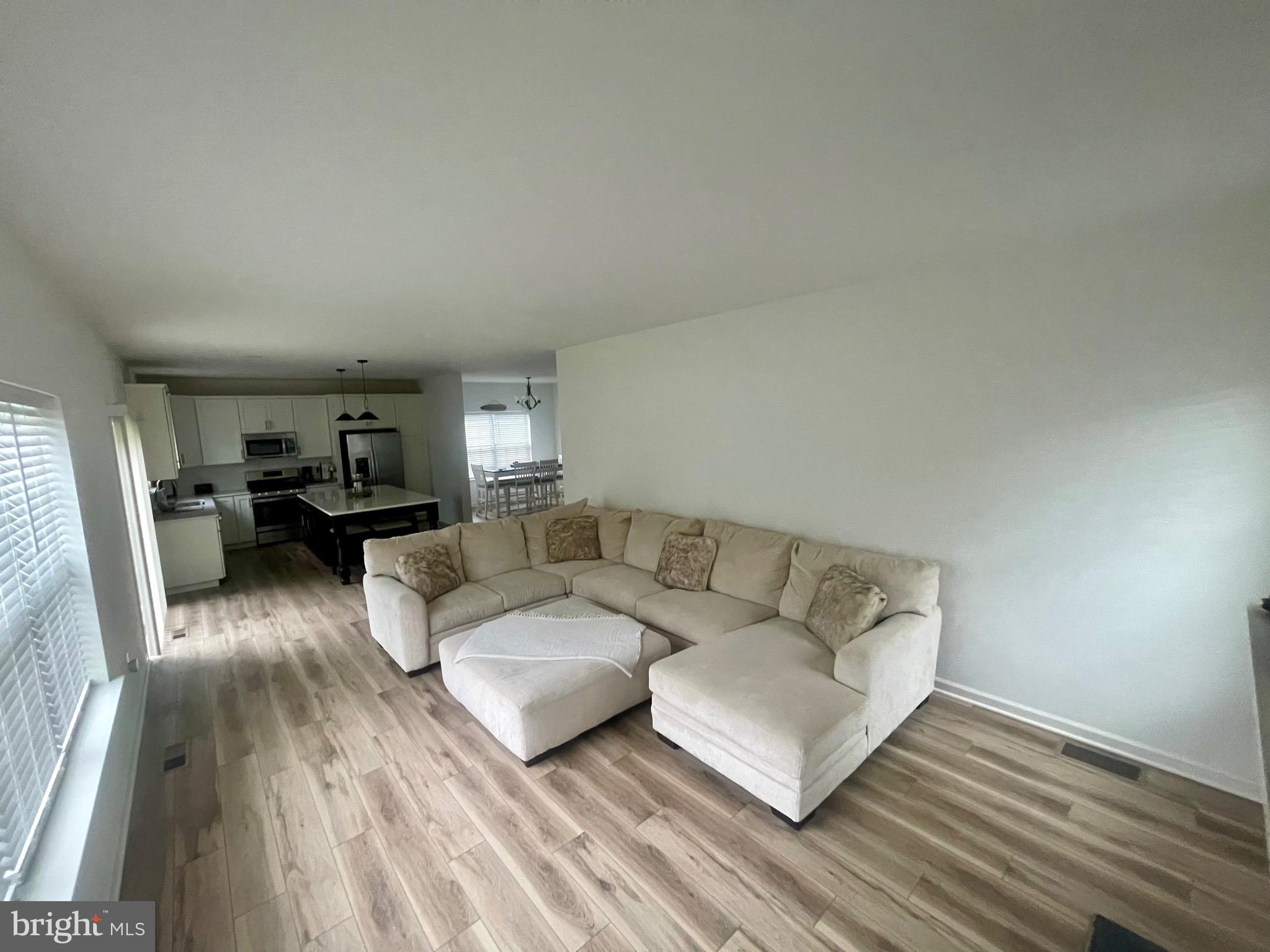 SAND SPRINGS - Residential