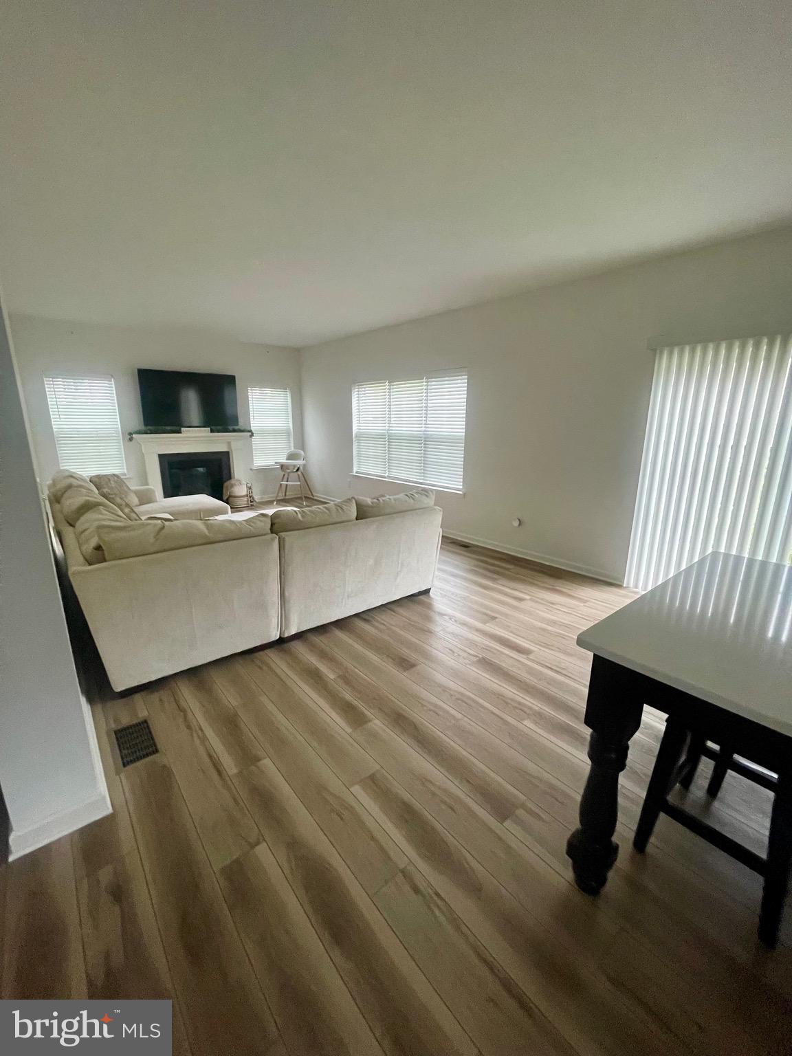 SAND SPRINGS - Residential