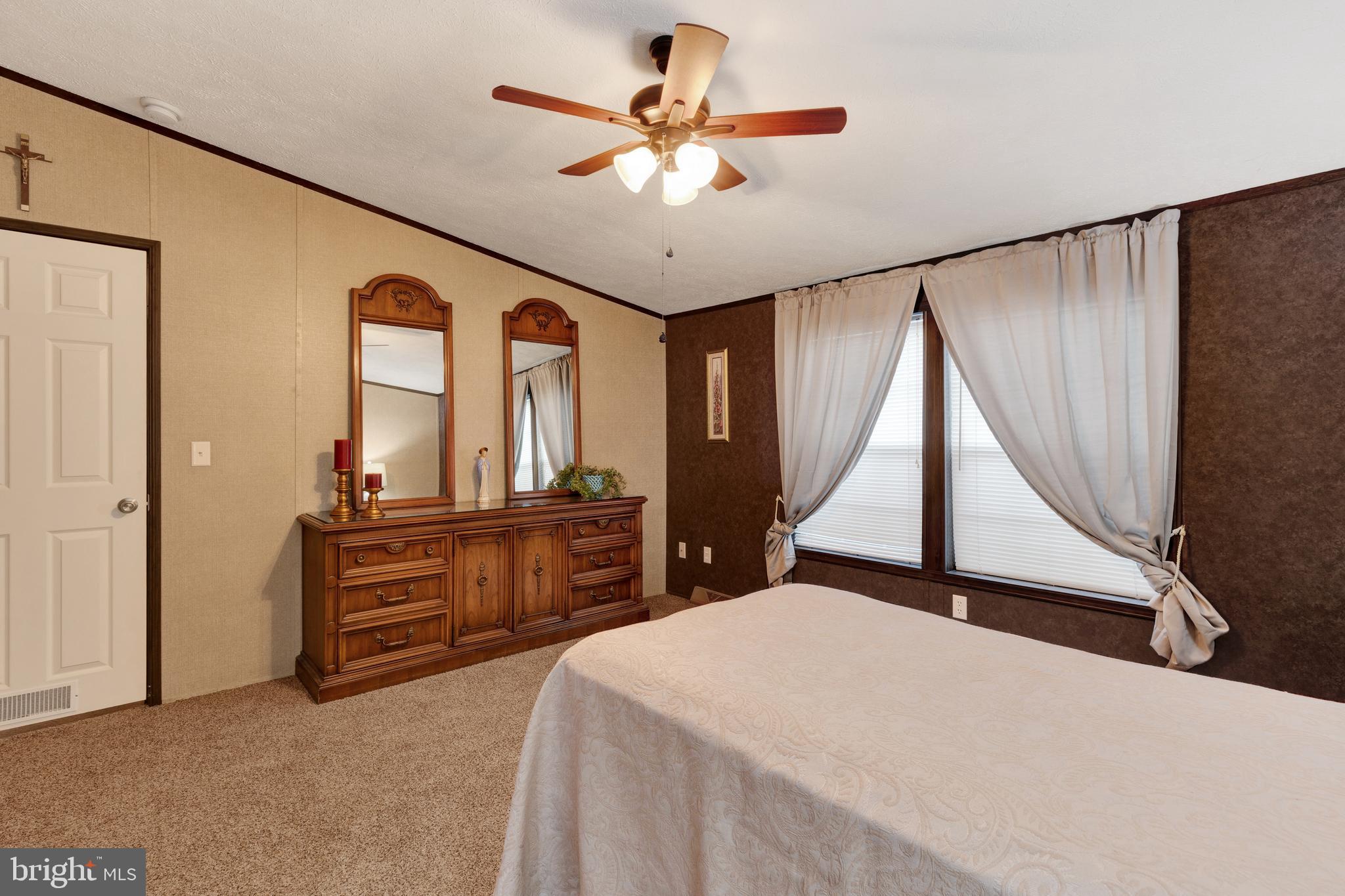 TRIPLE J MHP - Residential