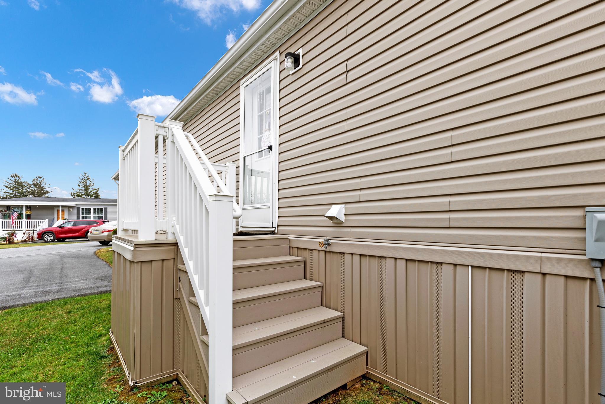 TRIPLE J MHP - Residential