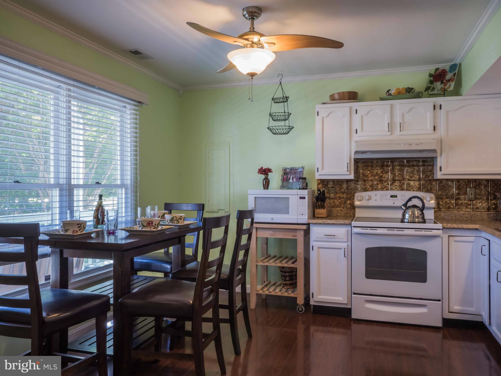 AVALON SHORES - Residential