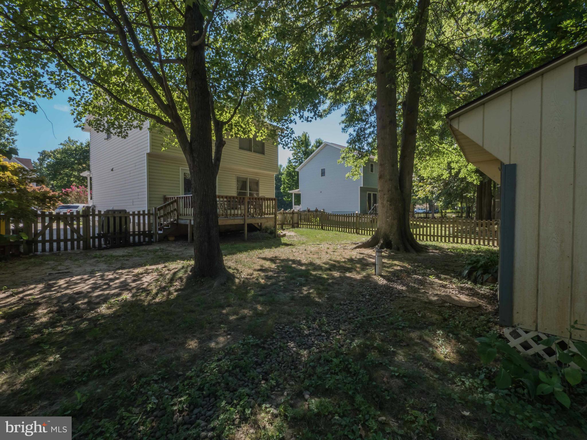 AVALON SHORES - Residential