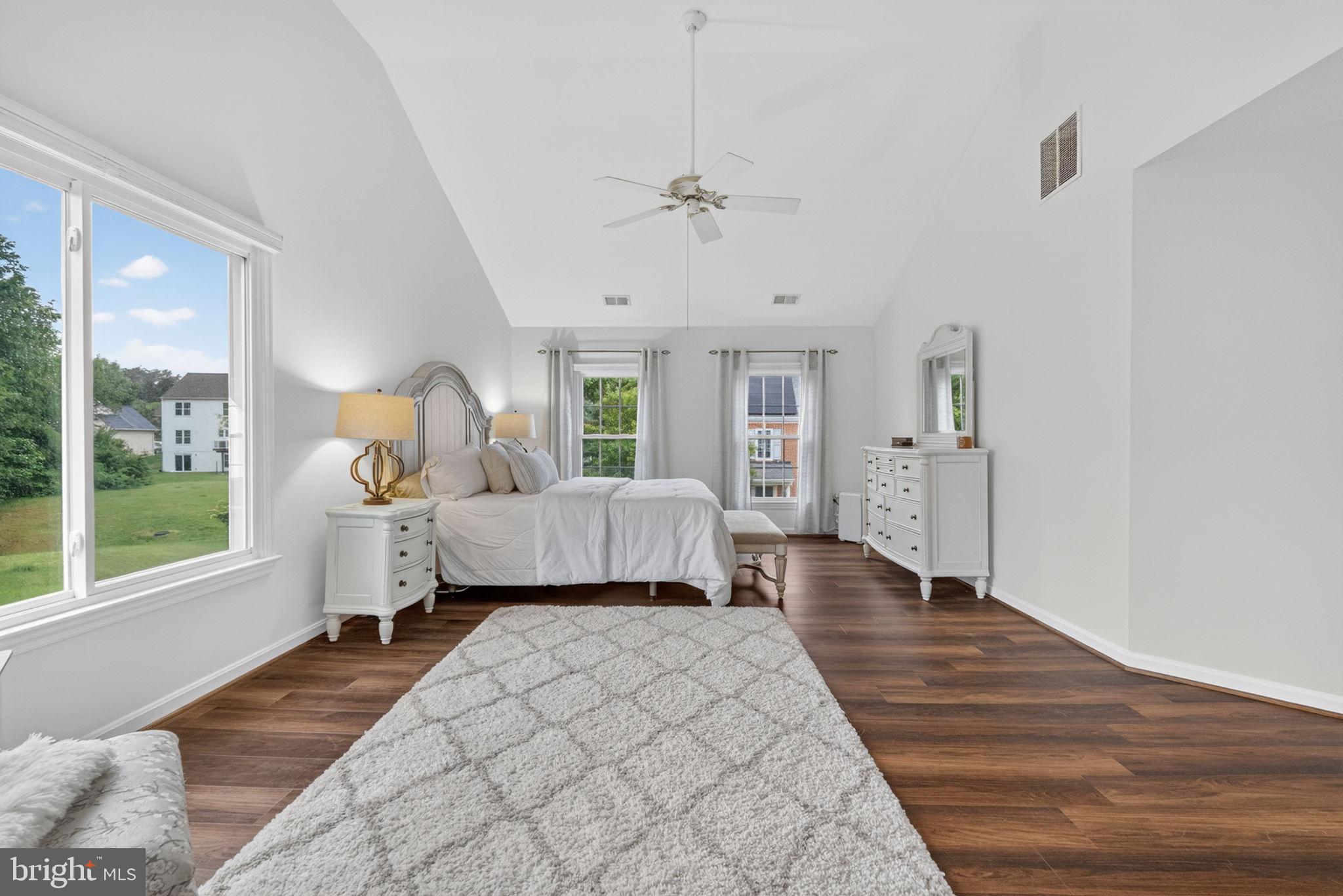 WILLOW PONDS - Residential